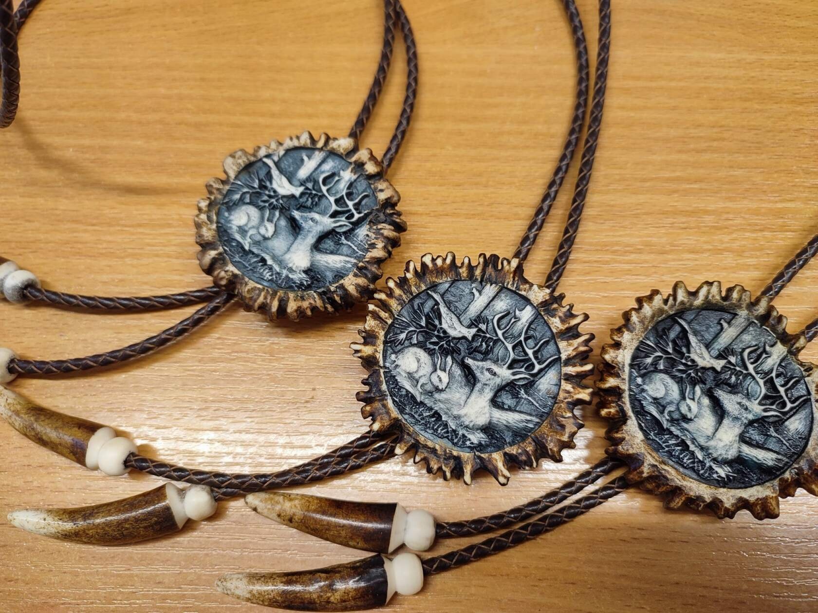 Подвески из кости
