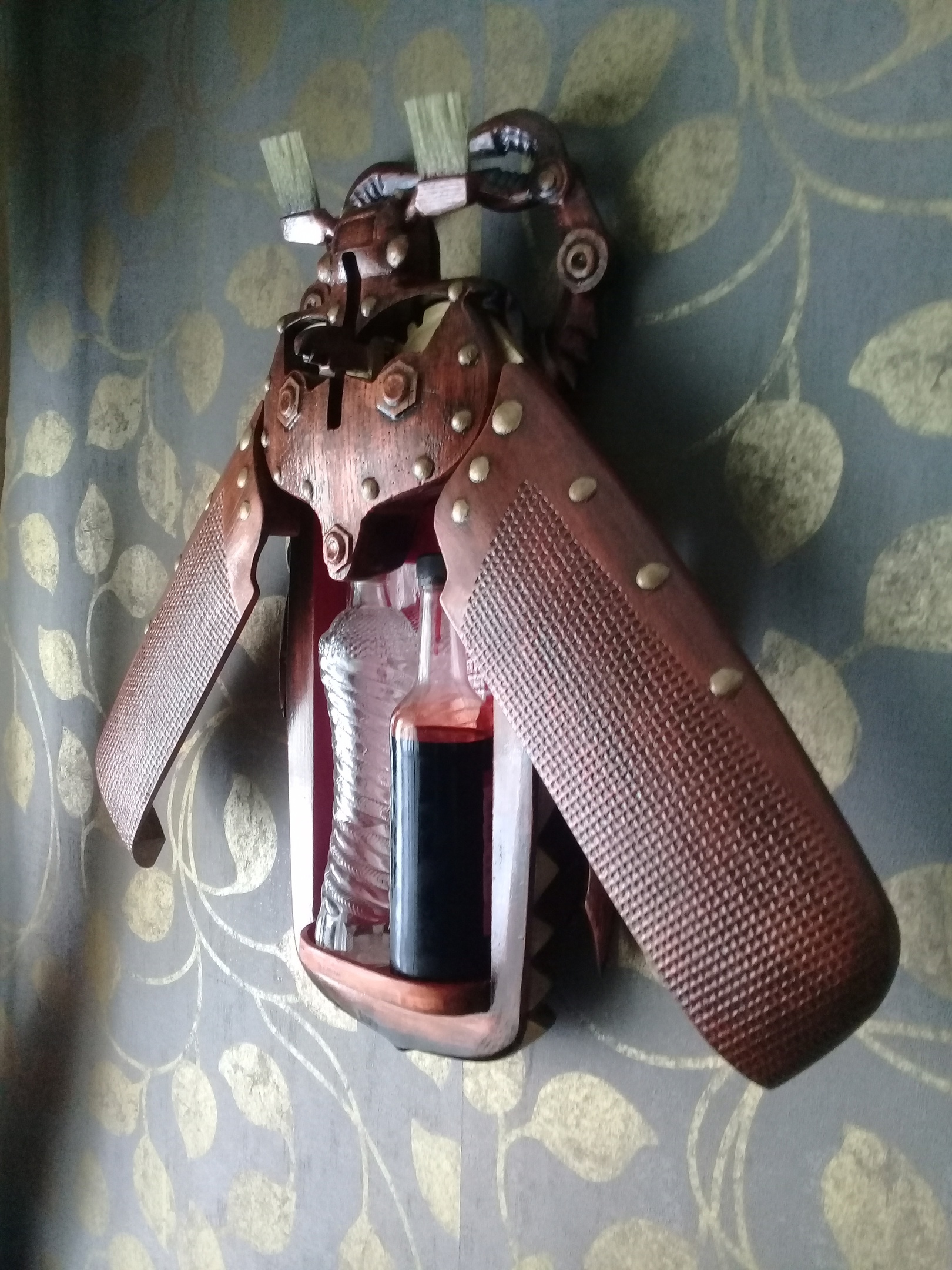 Жук бар